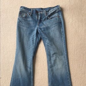 LEVI’S size 28 slight flare jeans
